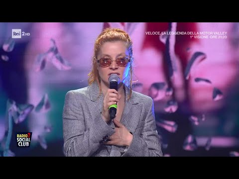 Noemi canta "Vuoto a perdere" - Radio2 Social Club 31/05/2024