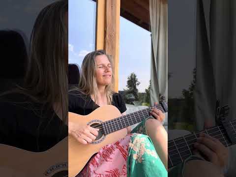 NA KRZYWY RYJ  ( Mikrośpiewnik )