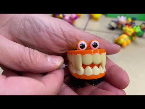 Wind-Up Teeth Toy
