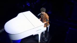 Jonas Brothers - A Little Bit Longer (3D Concert Experience)