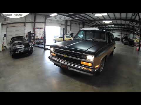 1990 Chevrolet Suburban (CC-1710061) for sale in Mooresville, North Carolina