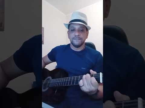 "The Lion Sleeps Tonight", de autoria do sul-africano Solomon Linda, que a gravou em 1939.