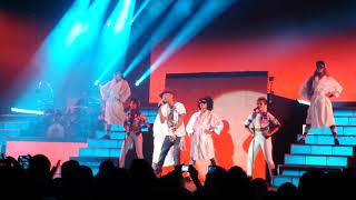 Pharrell Williams - Hunter (Dear Girl Tour Berlin 2014)