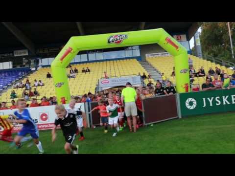 HB Køge: 'Træn Som En Prof' 2016