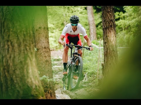 Inside Specialized Racing: Sam Gaze
