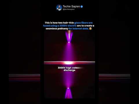 How the Internet’s Hair-Thin Glass Wires Are Fused Using 3000V Electricity 🤯