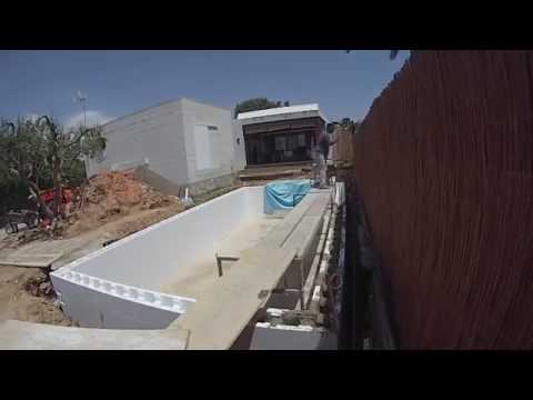 download lagu mp3 mp4 Piscine Blokit, download lagu Piscine Blokit gratis, unduh video klip Piscine Blokit