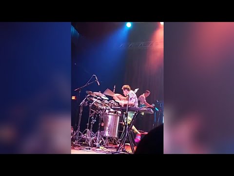 "With The Love In My Heart" + "Count The People" (live) • Jacob Collier • Djesse World Tour