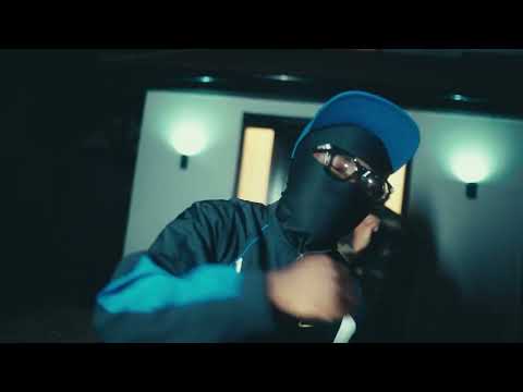 Beezo - Disobedient (feat. 1Strikaa)