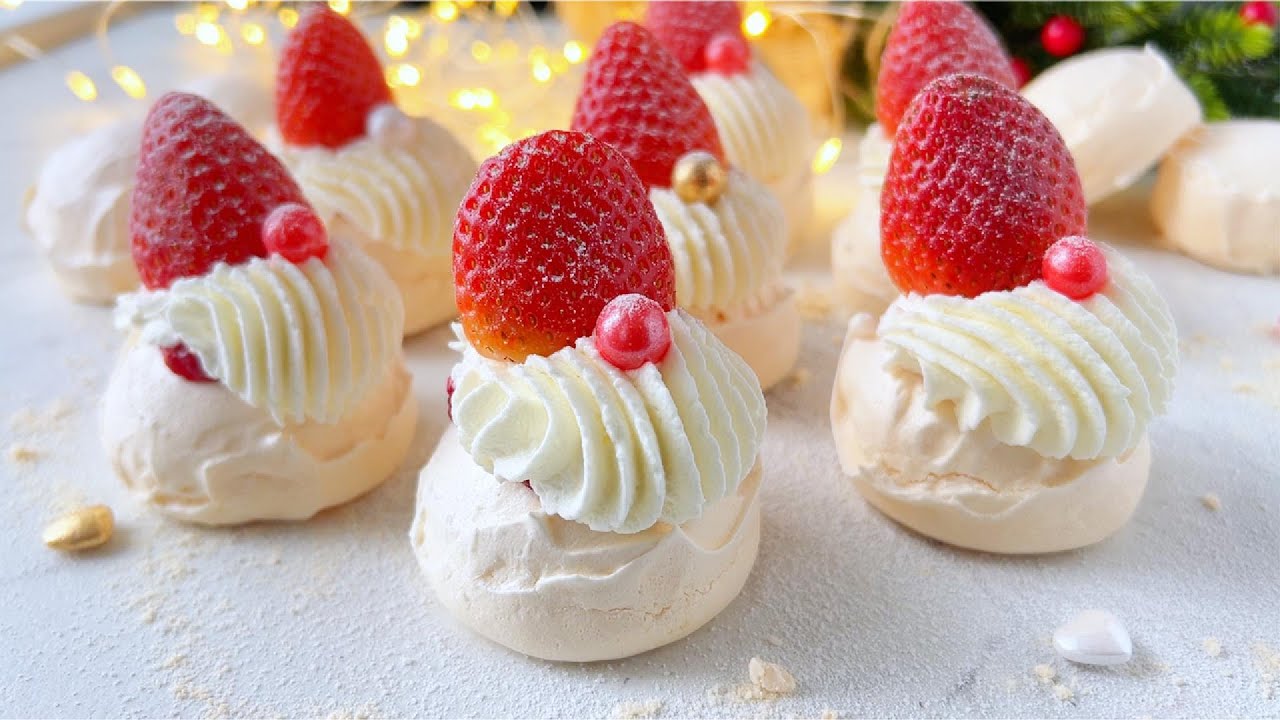 Christmas Pavlova by Yummy Life β recipe photo