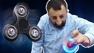 Koksal Baba Tried Fidget Spinners For The First Ti