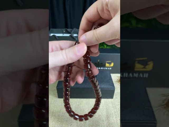 مسباح مسكي بني بخرز برميلي كبير