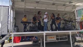 Download lagu DRAMA BAND featuring Aweera - Biarkanlah live at Le Tour De Langkawi mp3