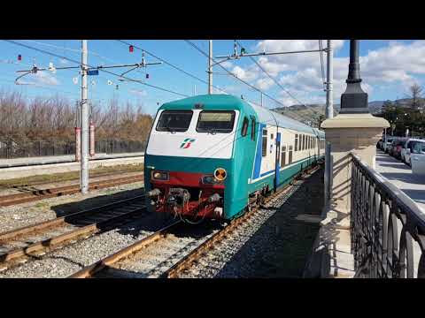 Treno Regionale+Locomotore E464.042 Regionale 21921 Rosarno-Reggio di Calabria Centrale