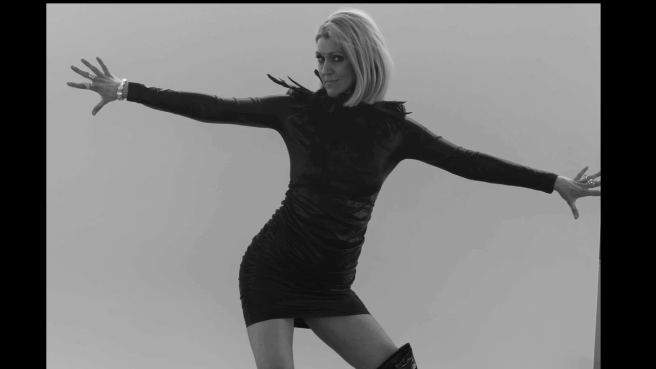 Promotional video thumbnail 1 for Laura Landauer as "Celine Dion"