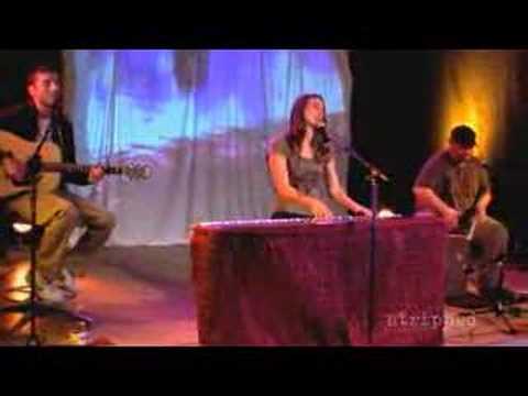 Sara Bareilles - Many The Miles (Stripped: Raw & Real)