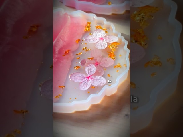 Vídeo relacionado con Gatuida Soporte para Relojes de Resina Figura Teletubby Elegante, Ligero y Seguro para Joyas, Adecuado para Exhibición en Tienda o Uso Doméstico
