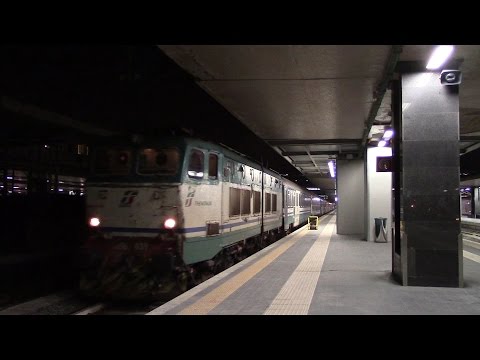 E656.039 in partenza con l' ICN 1955 Roma Termini - Siracusa/Palermo Centrale