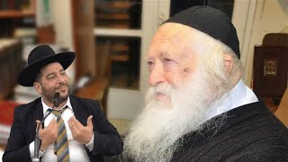 ה"קריאת שמע" שהניחה את כל הפרופסורים בפינה, מעשה מופלא על הרב קנייבסקי והילד - והמסר העצום אלינו!! (הרב אפרים שרבני) - התמונה מוצגת ישירות מתוך אתר האינטרנט יוטיוב. זכויות היוצרים בתמונה שייכות ליוצרה. קישור קרדיט למקור התוכן נמצא בתוך דף הסרטון