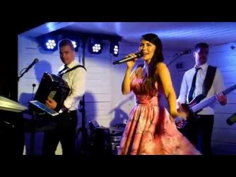 Saija Tuupanen - Poika varjoiselta kujalta  ( Rajavaaran lava Kesälahti )