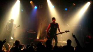 Useless id - pink stars and magazines live