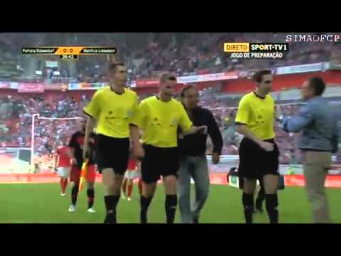 Arbitre mis KO par Luisao | Fortuna Dusseldorf  Vs Benfica