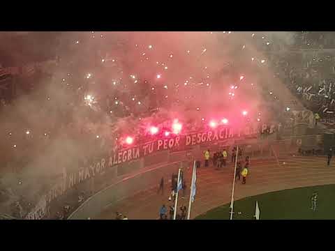 "RECIBIMIENTO HISTÓRICO! | RIVER PLATE vs Boca Juniors | Copa Libertadores 2019" Barra: Los Borrachos del Tablón • Club: River Plate • País: Argentina