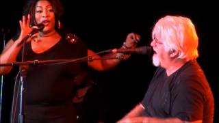 Michael McDonald &amp; Monet Owens - No Love To Be Found - Live At Morongo Casino In The Ballroom