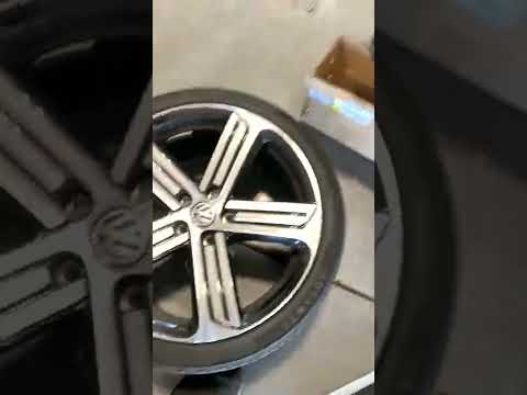 MK7 Stock Wheels VS Enkei RPF1 Weight Savings.
