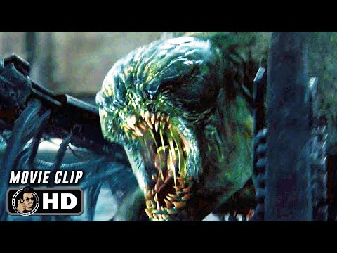 THE MAZE RUNNER Clip - "The Group Fight Off Grievers" (2014)