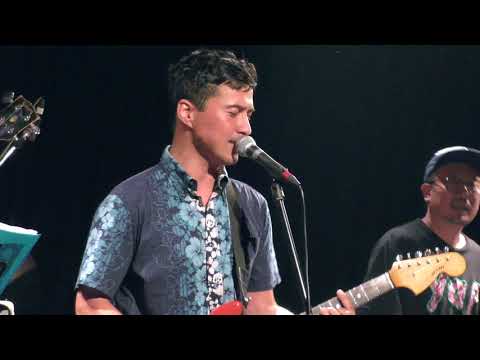 Space Kelly & the Good Fellows live at Club Three | 4. Einen Augenblick