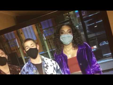 Nick Jonas rejects Ego and Bowen’s single- SNL