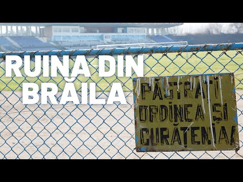 Stadionul pe care Dacia Unirea Brăila joacă în Liga 2 mai e bun doar pentru fier vechi