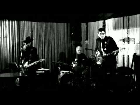 Just Enuff - Don't Get Around Much Anymore