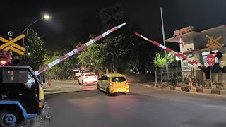 Download lagu Kereta Api Malam Dan Truk Besar || Perlintasan Margomulyo, JPL 398A Dishub Sirine Mabuk mp3