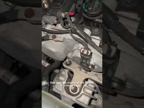 Hyundai Veloster turbo wasn’t blown! Charge pipe popped off so it had a massive boost leak #hyundai