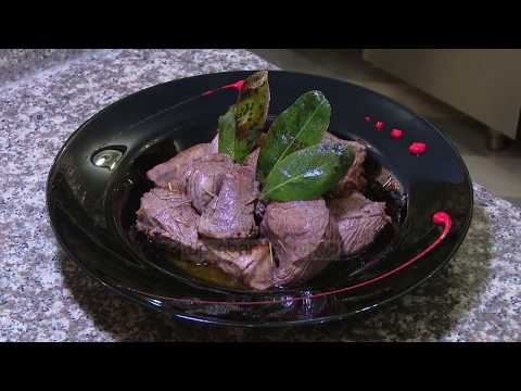 Recetë/ Mish buallice me gjethe dafine