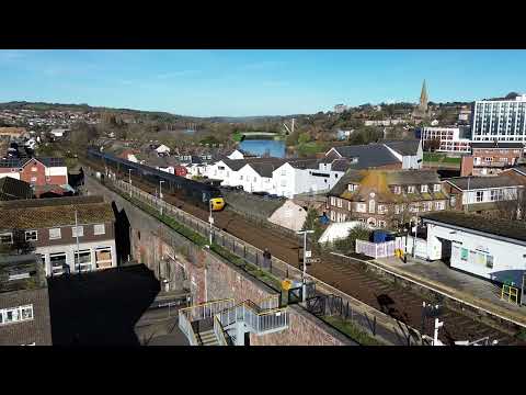 43004 43156 1128 Exeter to Penzance pass Exeter St Thomas station         21 November 2025.