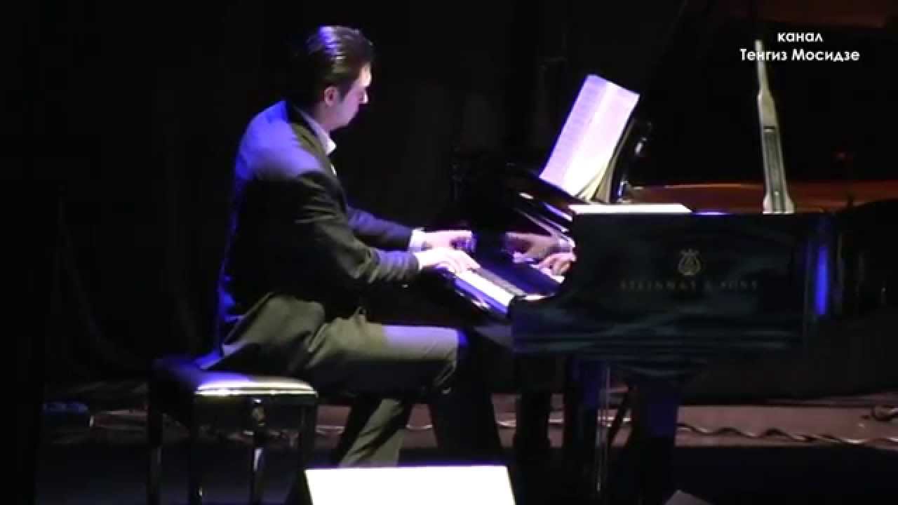 Argentine tango. Astor Piazzolla "Libertango". Plays "Solo Tango" orchestra. Танго.