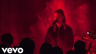 London Grammar - Rooting For You (with lyrics)