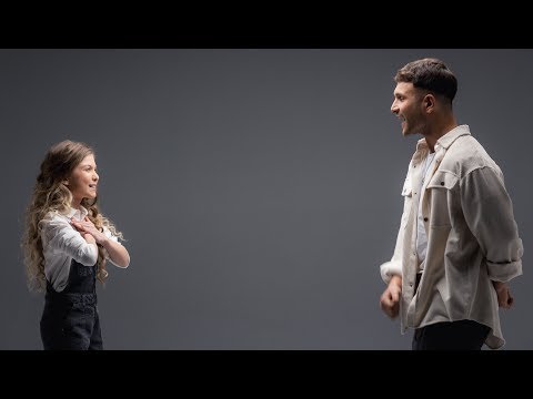 Vaidas ir Sofija - Galingi (Lyric Video)