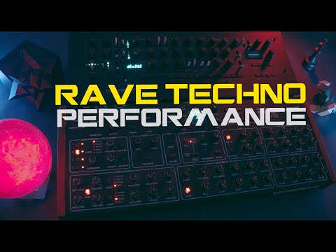 Korg Minilogue Xd & Sequential Prophet Rev 2 - Rave Techno Performance