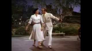 Fred Astaire &amp; Cyd Charisse   Dancing In The Dark 1953 The Band Wagon