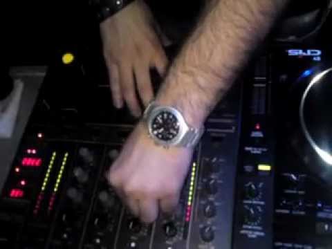 Snatt & Vix feat Neev Kennedy - At the End of the Day (ID Remix) played by Vix