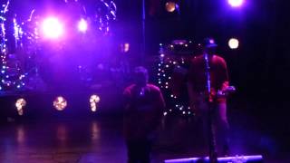 The Vandals - I Dont Believe In Santa Clause