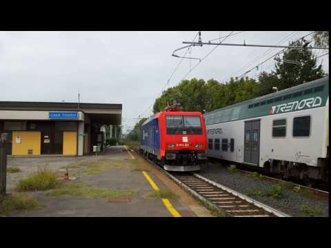TRENORD IN TRANSITO VELOCE A CAVA TIGOZZI. (CR) 8 - 10 - 2016
