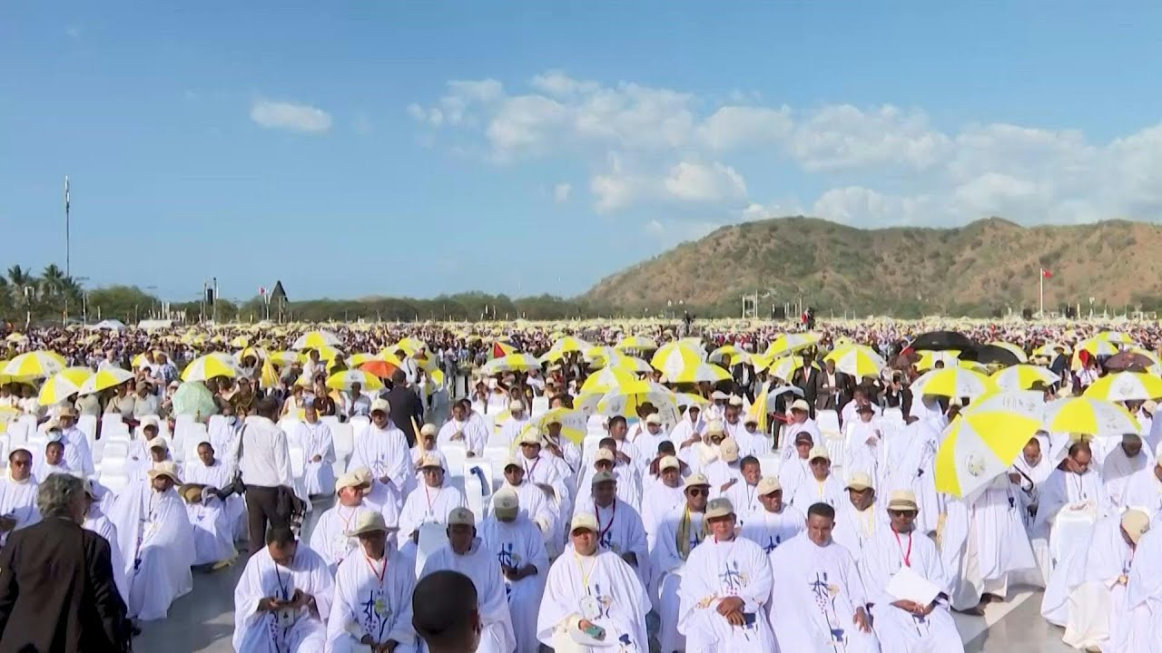 Pope mass draws 600,000 in Catholic-majority East Timor | AFP