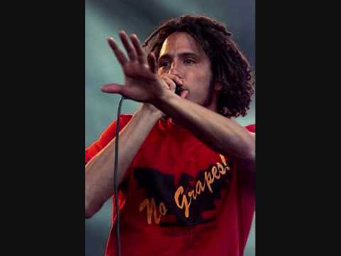 Rage Against The Machine - Street Fighting Man, Live in 2000