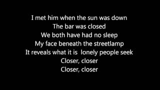 Closer - The Tiny (Lyrics)