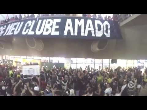 "Torcida do Remo invade o aeroporto de Belém" Barra: Camisa 33 &bull; Club: Remo